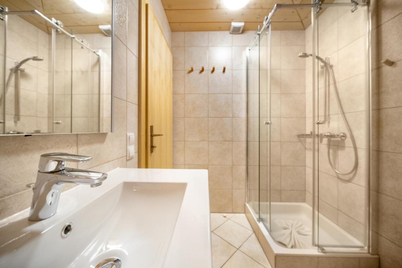 Apartmenthaus Matri By Pferd Auf Wolke Wald am Arlberg Eksteriør bilde